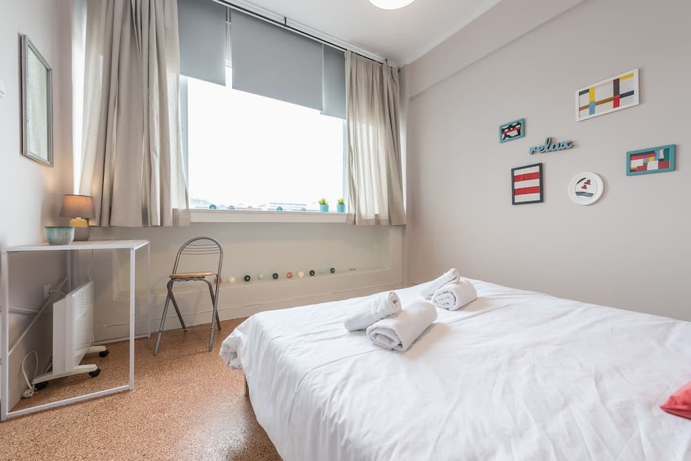 Explore the Art Side Of Omonia