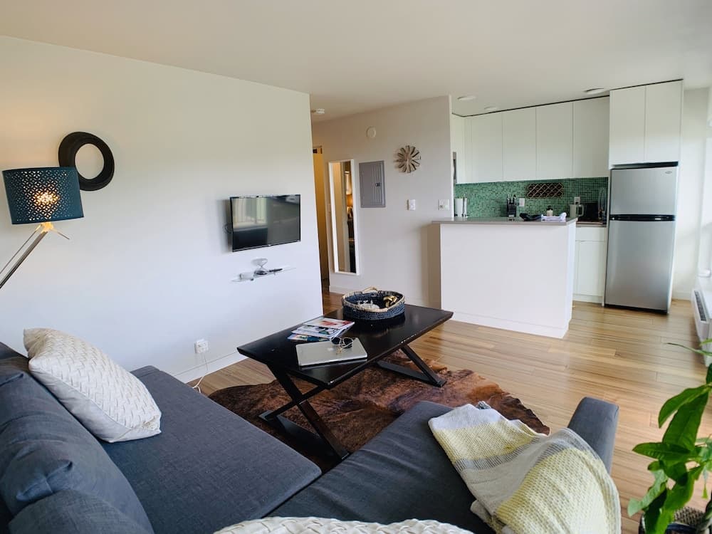 Centrally Located-Water Views