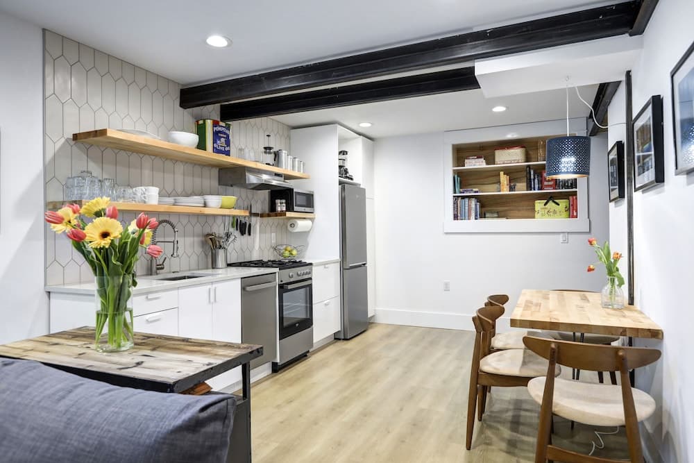 Secret Garden on Top of Queen Anne