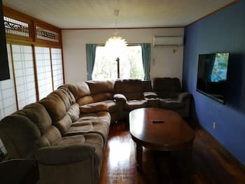 Sea Side House POLEPOLE