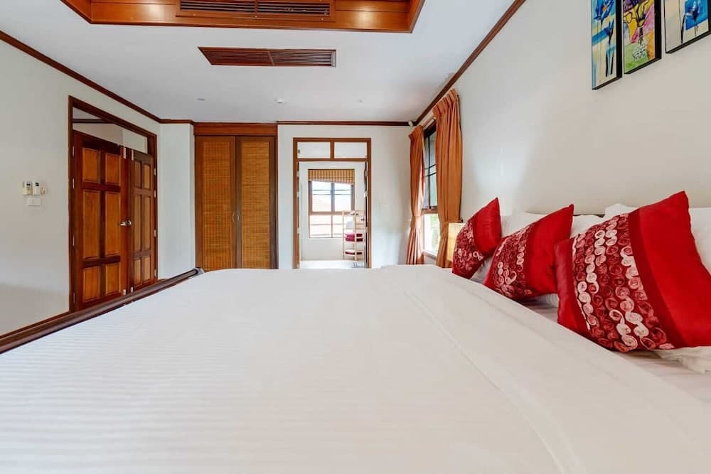 4 Bedroom Villa TG39 on Beach Front Resort SDV285-By Samui Dream Villas