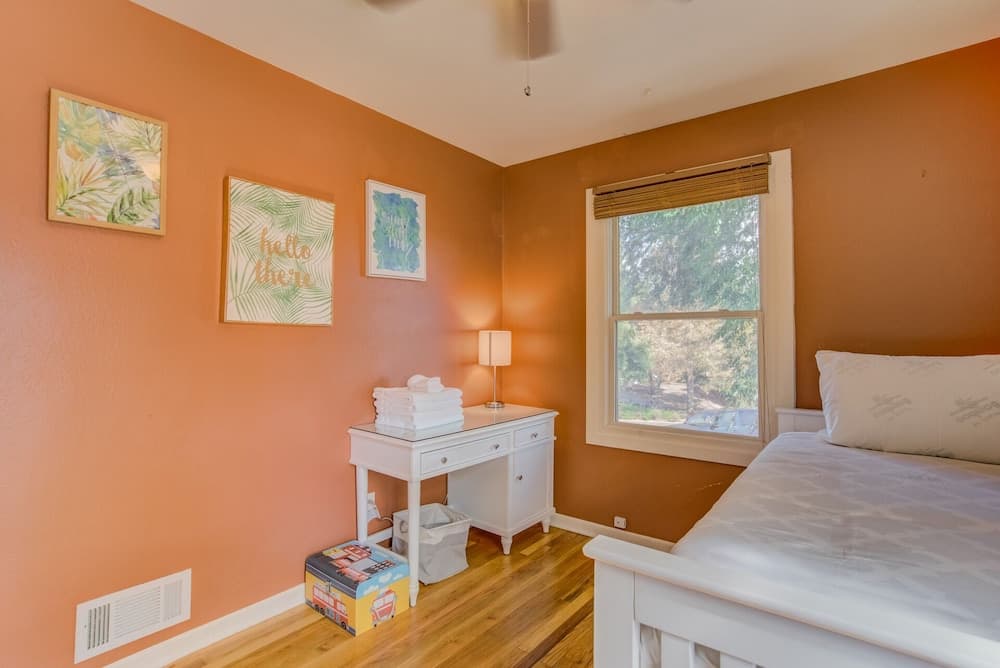 Colorado Springs Golf Value! 3 Bds, Dog-friendly