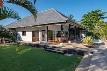 Villa Lovina Beach 1