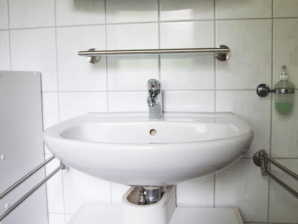 Charming Family-friendly Holiday Home With Backyard Pool