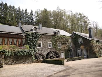 Luxurious Mill in Vresse-sur-semois With Swimming Pool