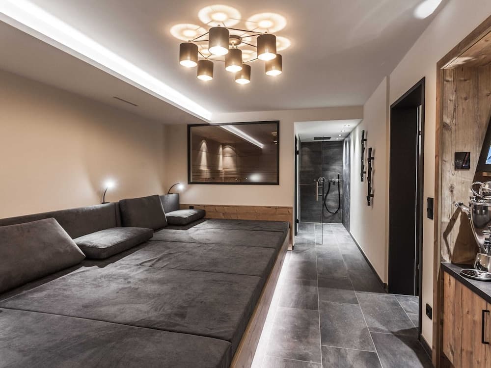 Luxury Chalet Gaschurn Near Ski Lift