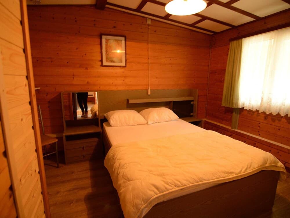 Cosy Holiday Home in the Forests, Very Suitable for Groups