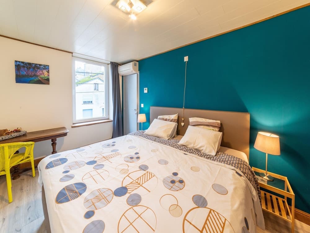 Expansive Holiday Home in Ardennes with Hot Tub