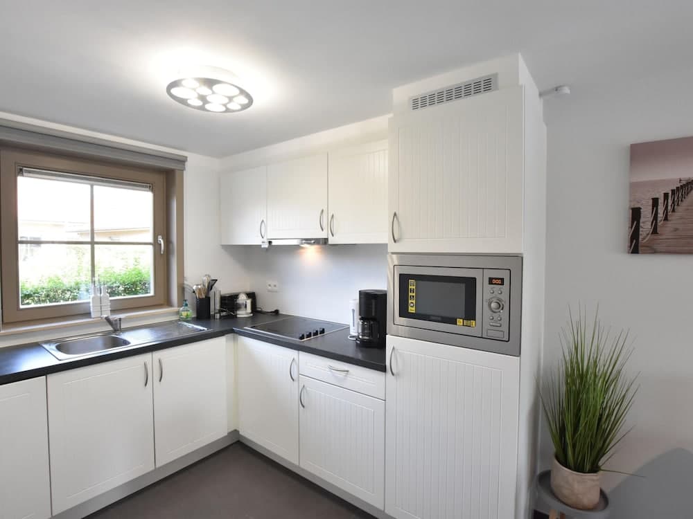 Cozy Holiday Home near Westhoek