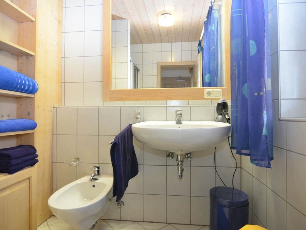 Alpine View Wellness Escape