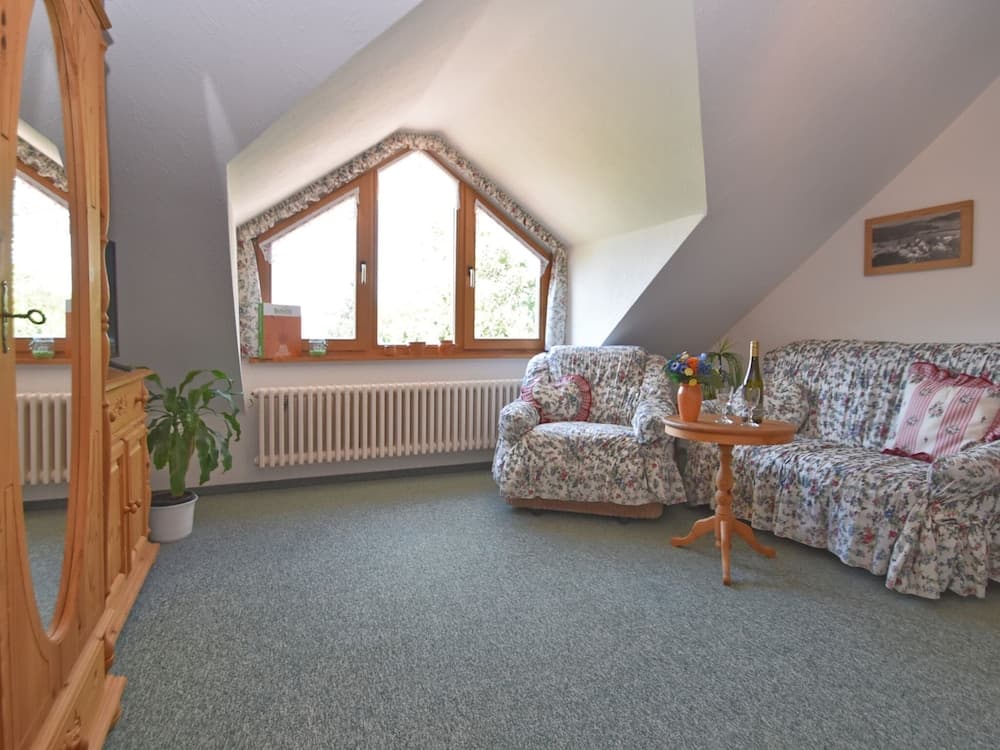 Sophisticated Holiday Home With Garden