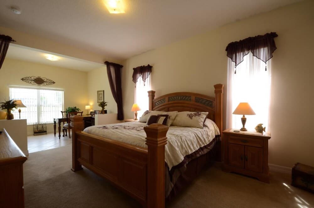 Lake Star Villa, Lakefront Luxury