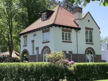 Stately Villa in Bergen near Forest