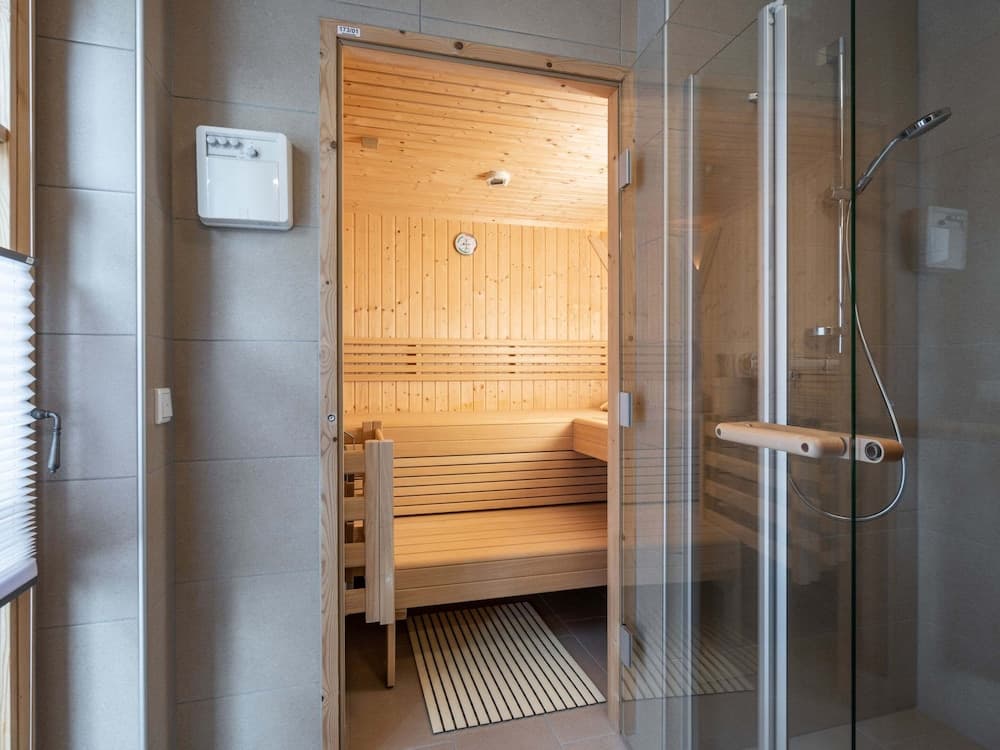 Quaint Chalet in Wald im Pinzgau with Garden near Ski Slopes