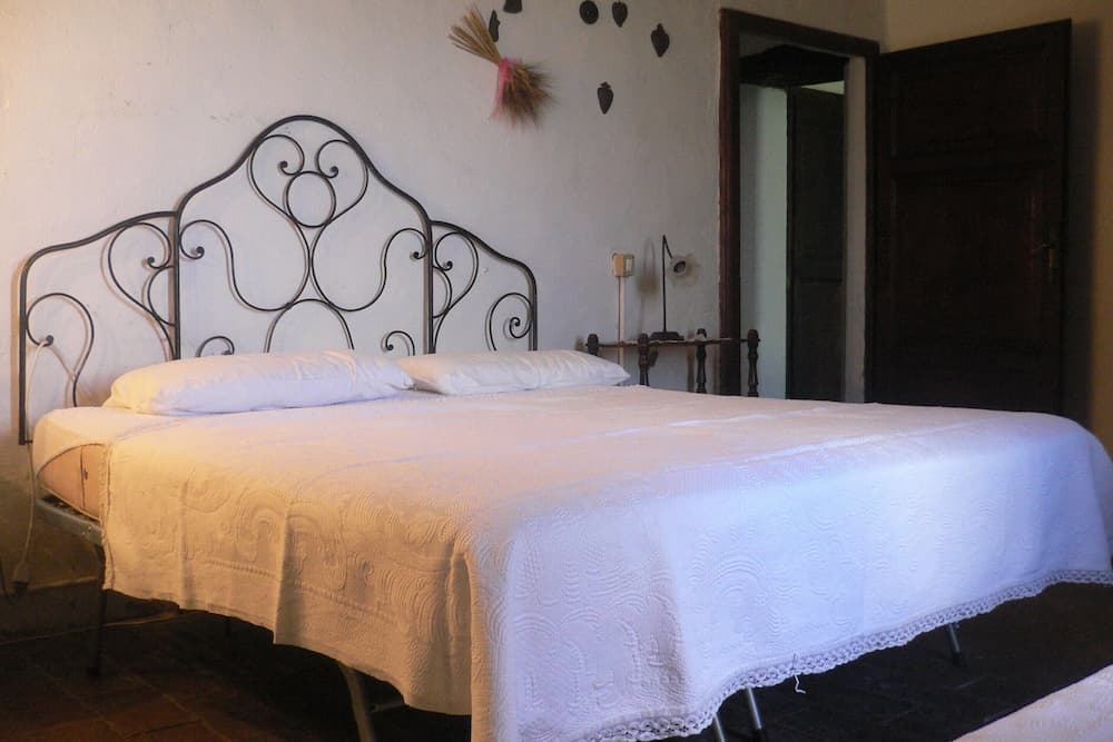 Mansion in Magione Near Zocco Beach