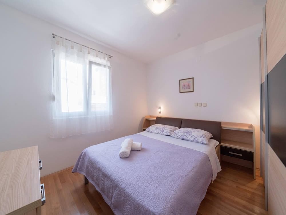 Capacious Holiday Home in Maslenica