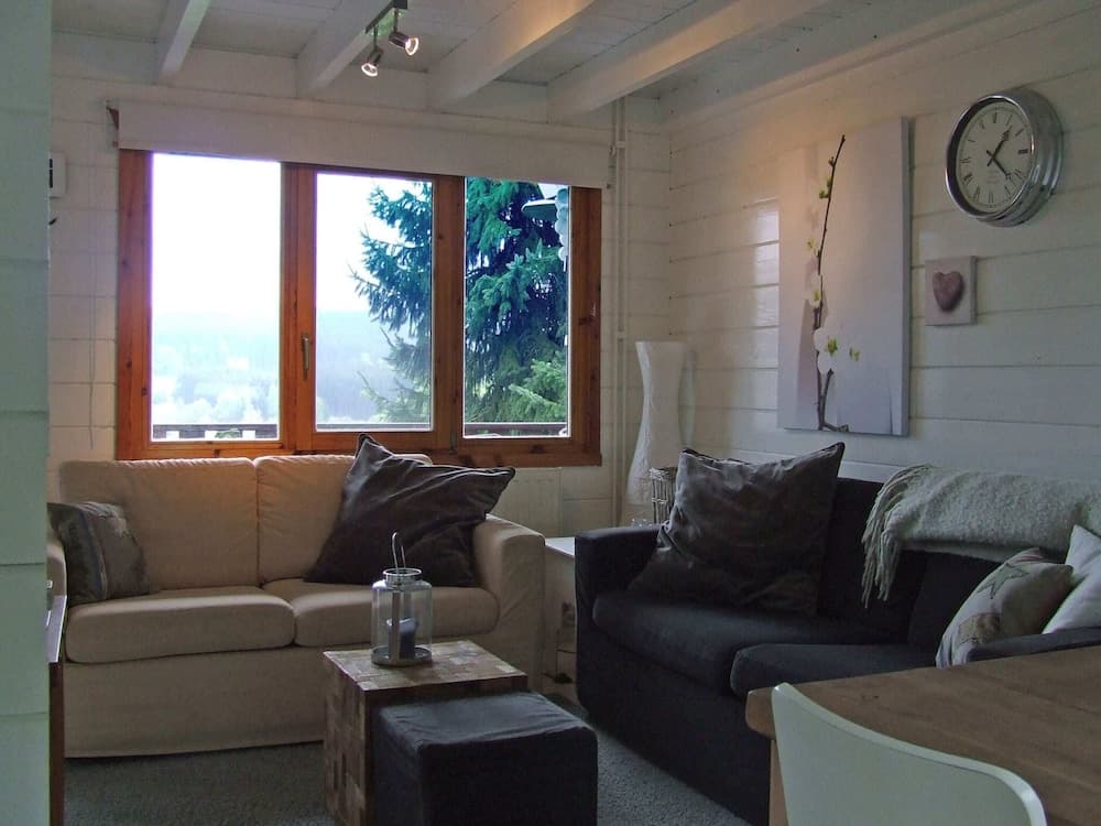 Relaxing Chalet in Dochamps With Swimming Pool and Terrace