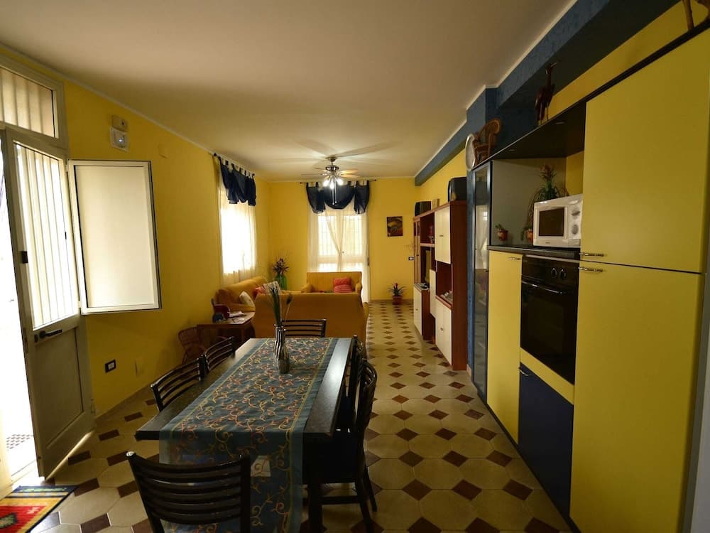 Belvilla by OYO Villa Russo