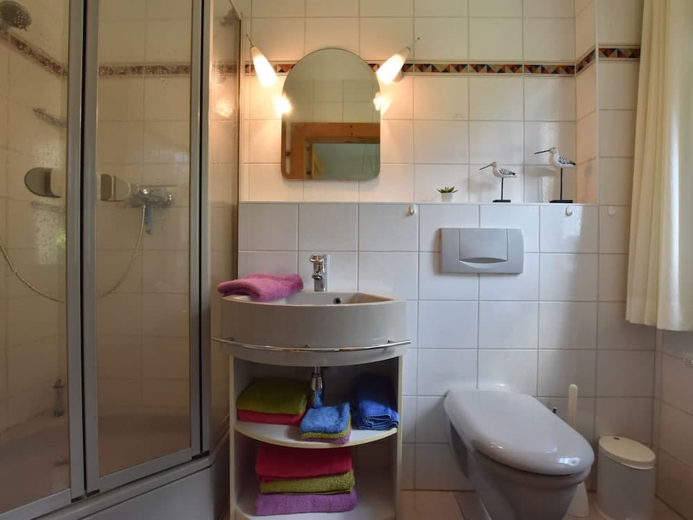 Vintage Apartment in Kröpelin near Forest