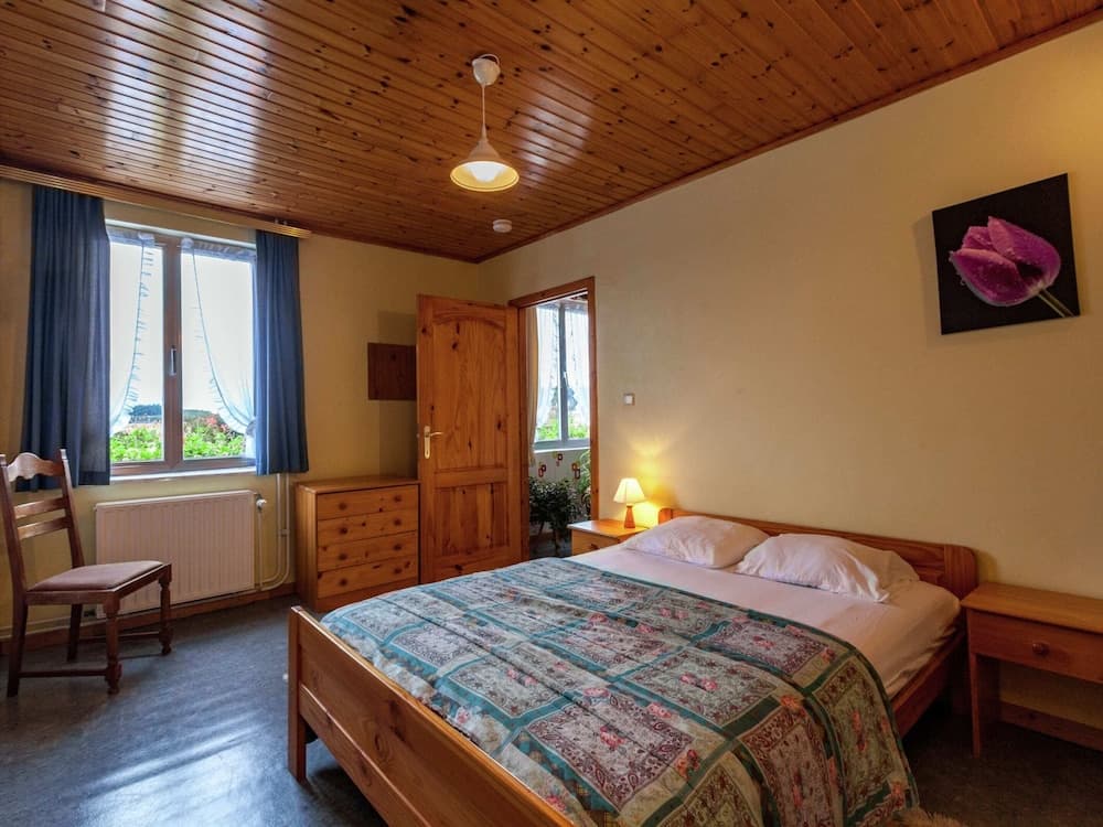 Holiday Home in Bastogne With Garden