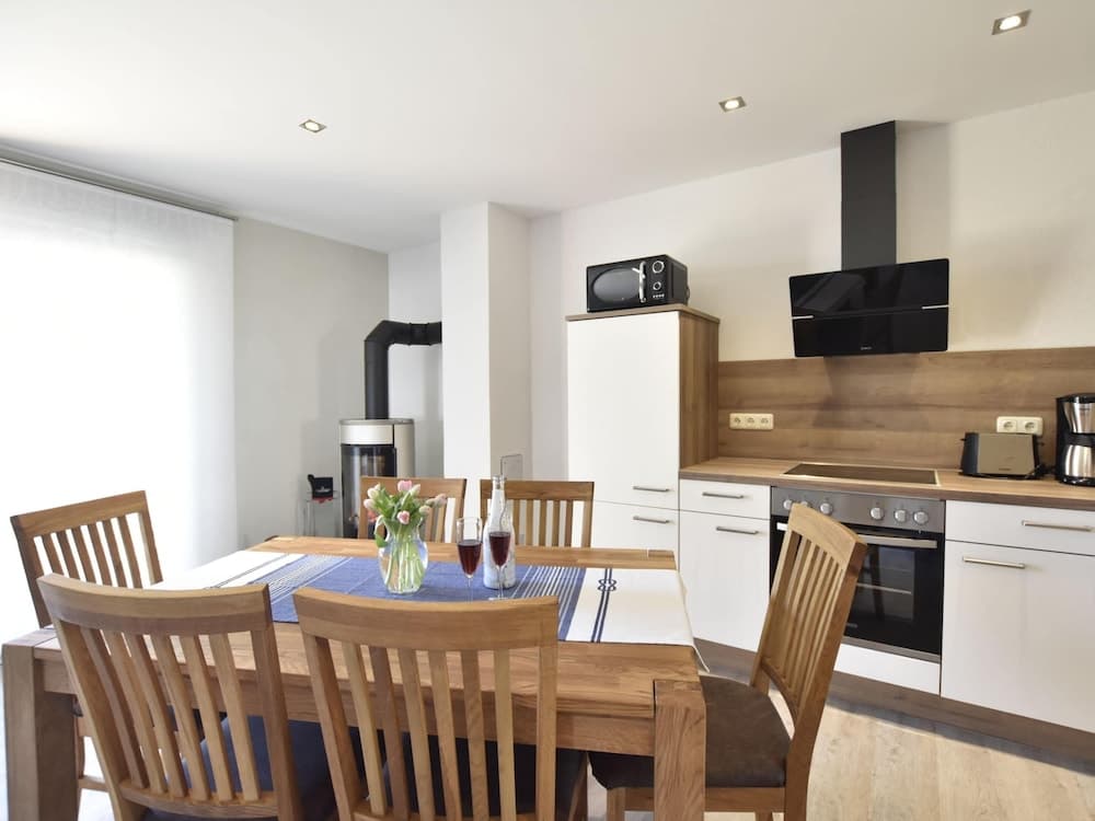 Gemutliches Ferienhaus in Barnekow mit Garten