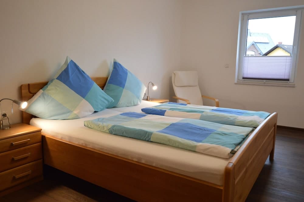 Eifel Lakeside Family Escape