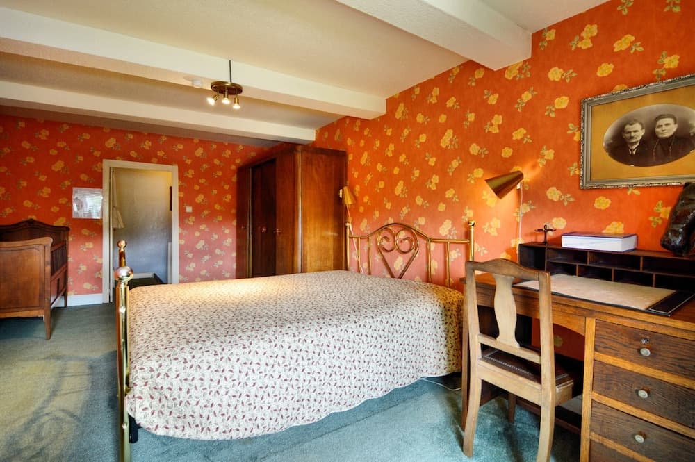 Very Authentic Ardennes House