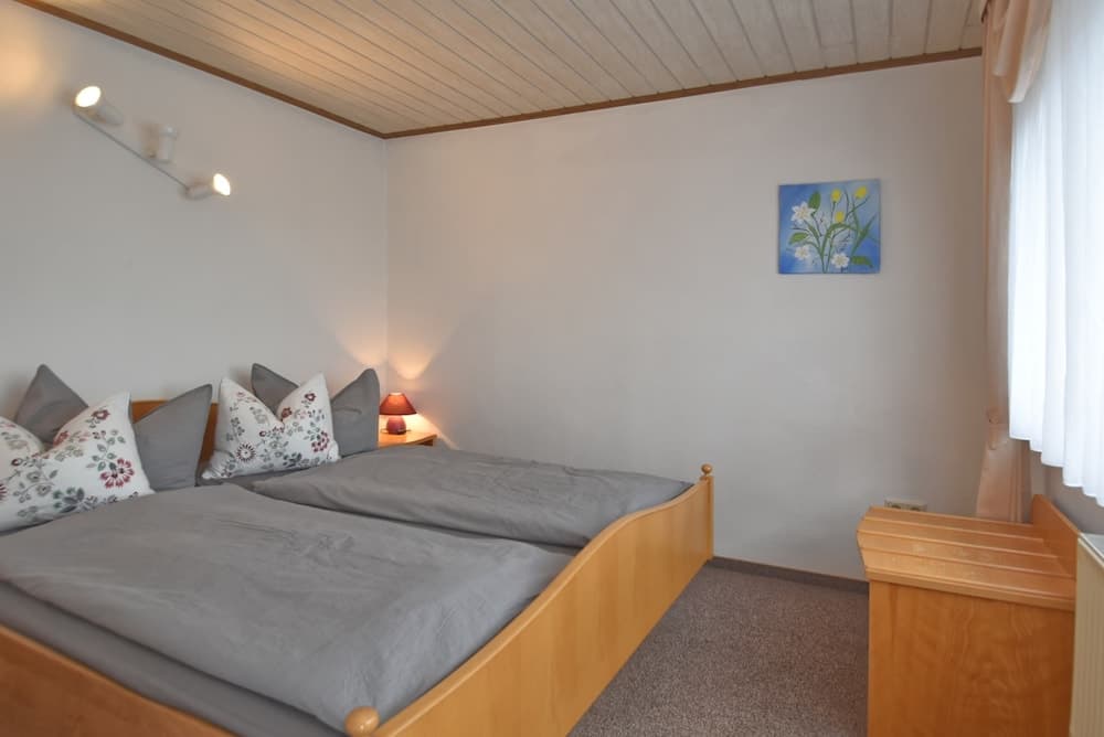 Charming Bungalow in Tabarz Thüringer Wald With Garden