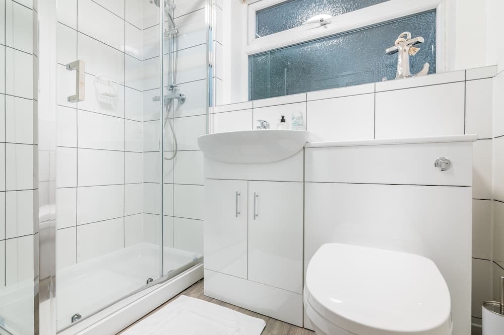 Platform Avenues Area Apartments