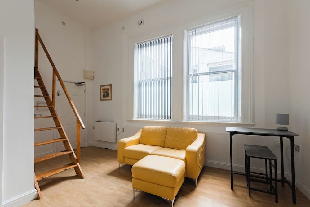 Platform City Studio Apartment