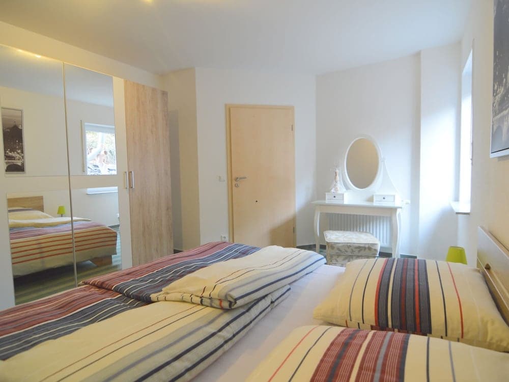 Beautiful Holdiday Home in Ulmen Near the Lake