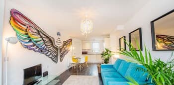 Modern House Close To Centre