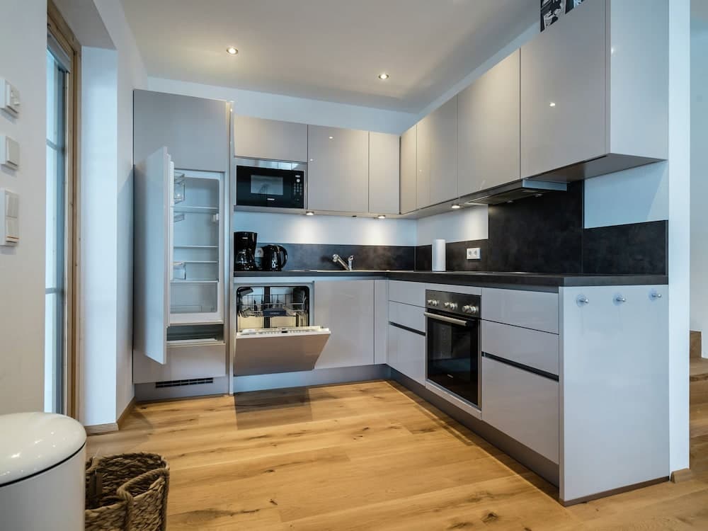 Superbly Located Premium Chalet With Sauna