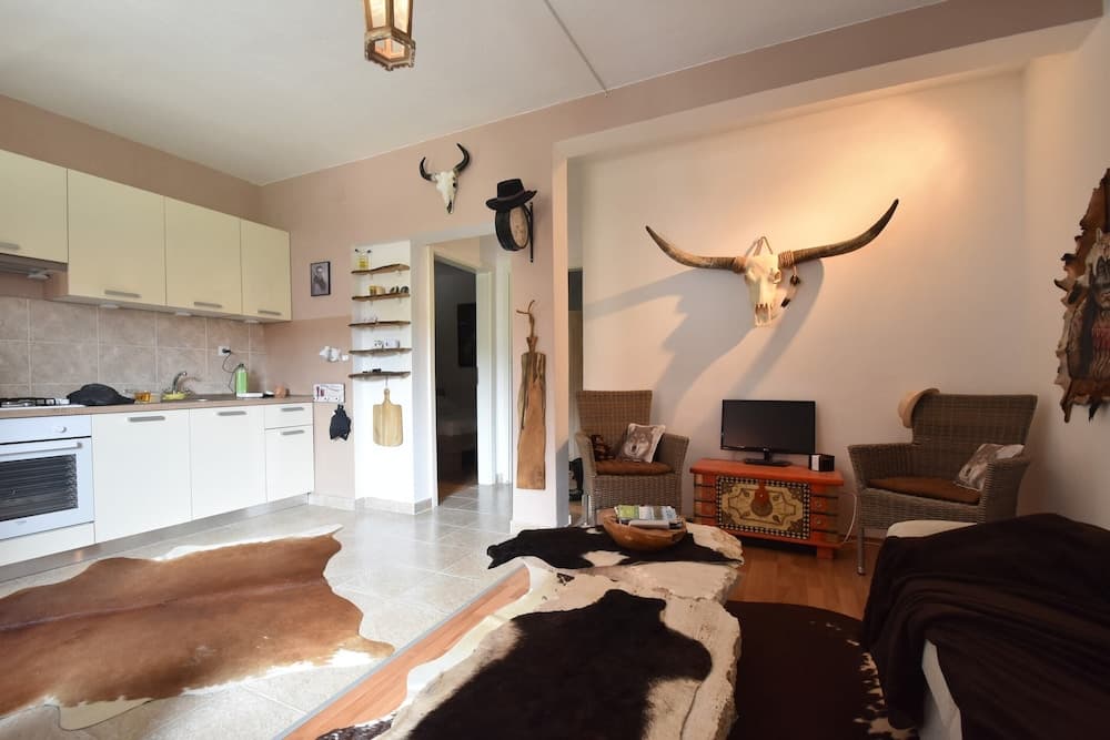 This Pleasant Holiday Home is an Ideal Starting Point to Explore Dalmatia