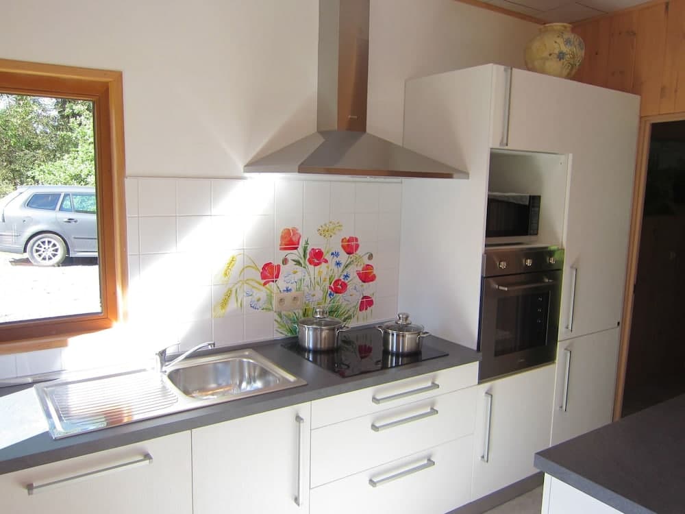 Retreat With Ponds, Braibant