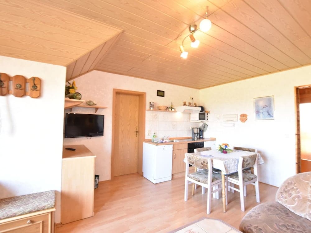 Ferienwohnung mit Terrasse in Kropelin