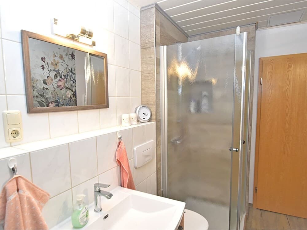 Small, Modern Apartment in Johstadt With Terrace