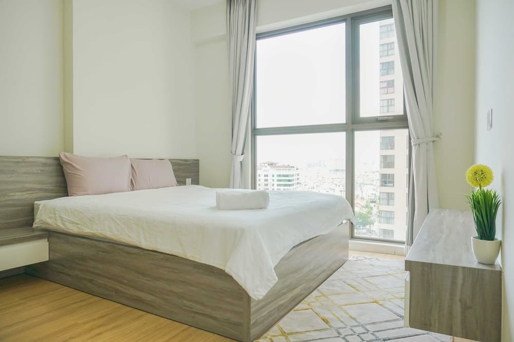 Ho Chi Minh Infinity Pool Apartment