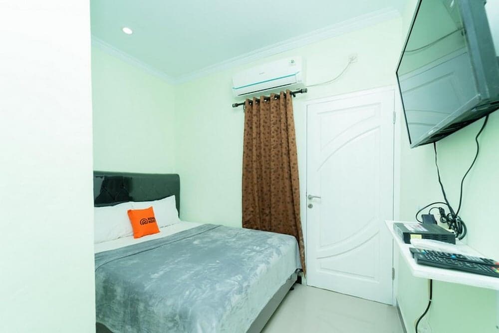 KoolKost Syariah near Velodrome Rawamangun