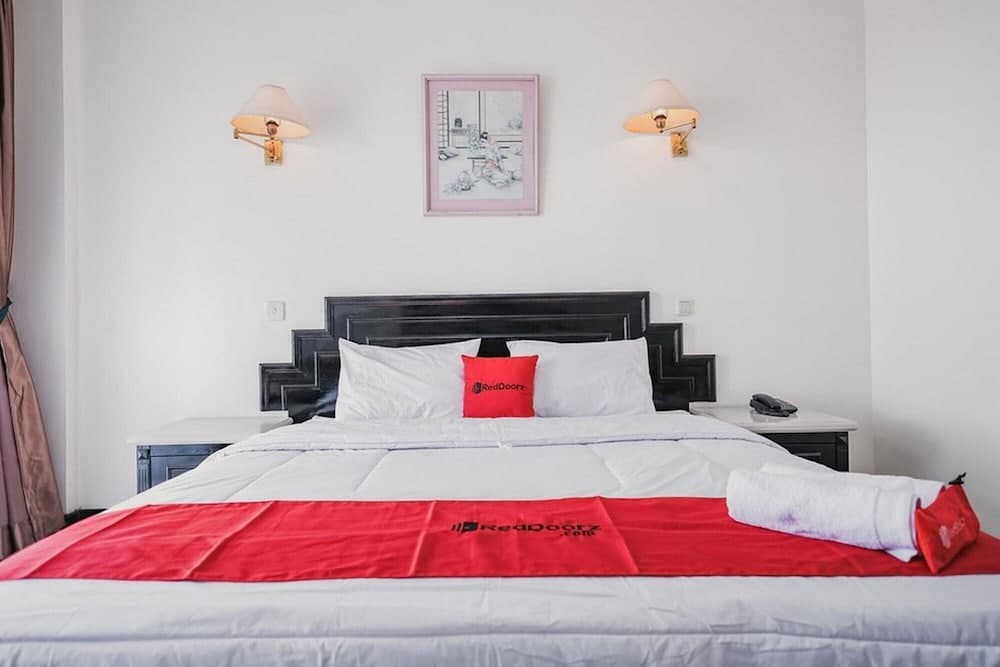 RedDoorz Plus near Pelabuhan Merak