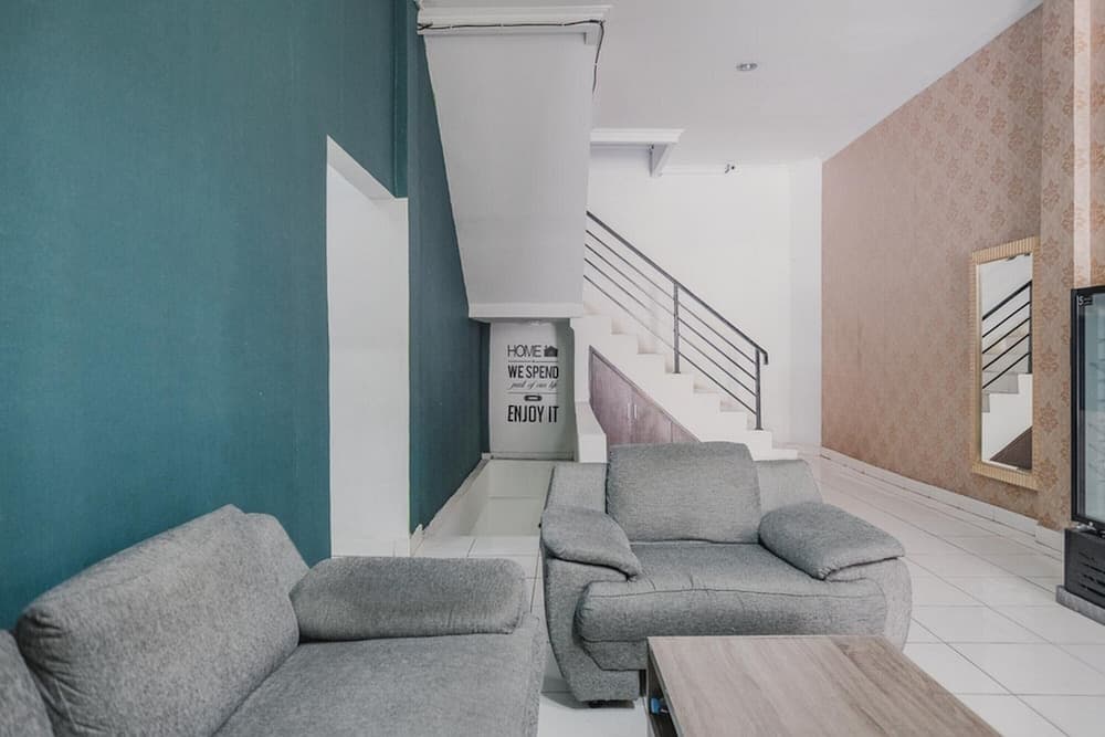 RedDoorz @ Jalan Hayam Wuruk Lampung 2