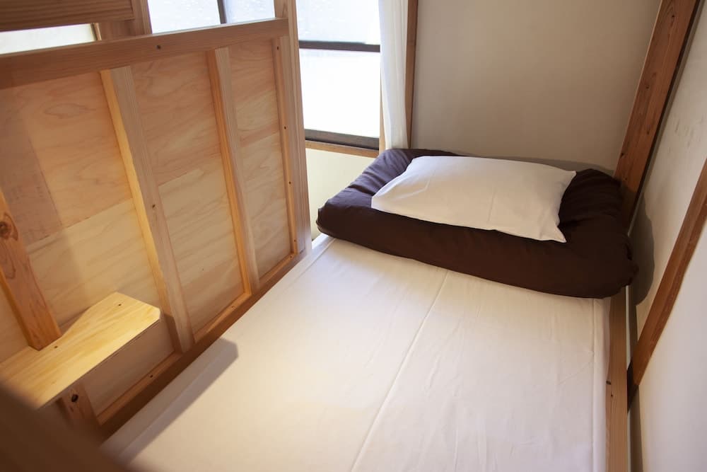 Fukuoka Guesthouse SHIP - Hostel