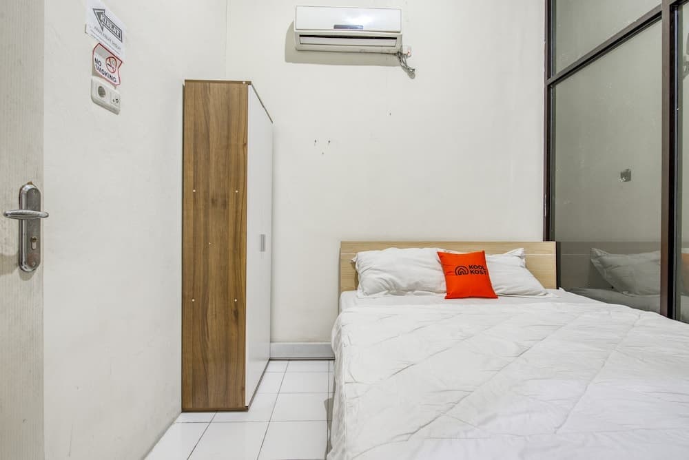 KoolKost Syariah @ Capsule Homestay Kedungdoro