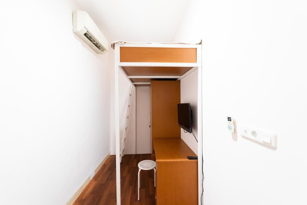 KoolKost Syariah @ Kebon Kacang III Street