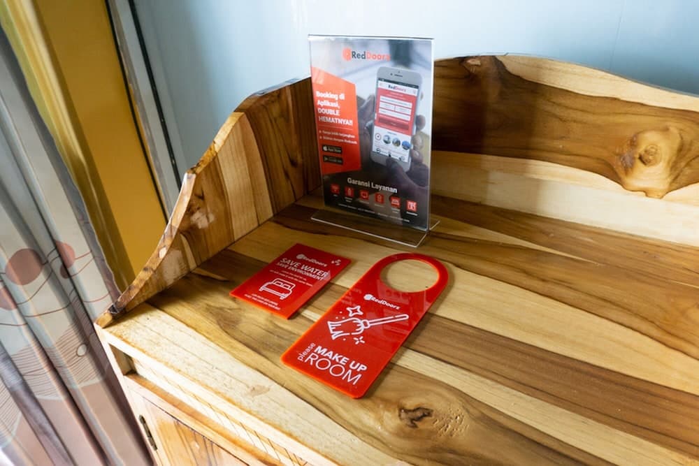 RedDoorz near Senaru Rinjani