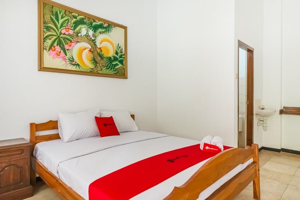 RedDoorz Syariah near Gor Ken Arok