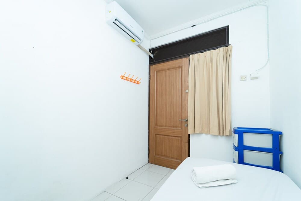 KoolKost Syariah near STIE Trianandra