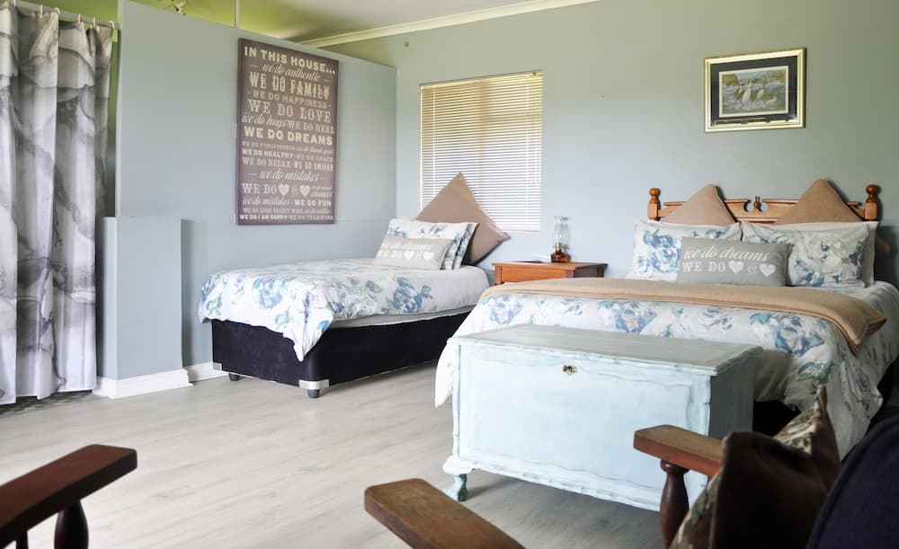 Tenikwa Nature Lodge and Family Suites