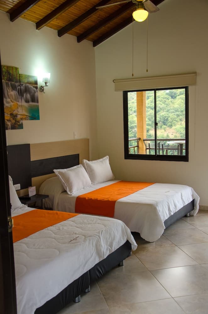 Hotel Campestre La Montaña