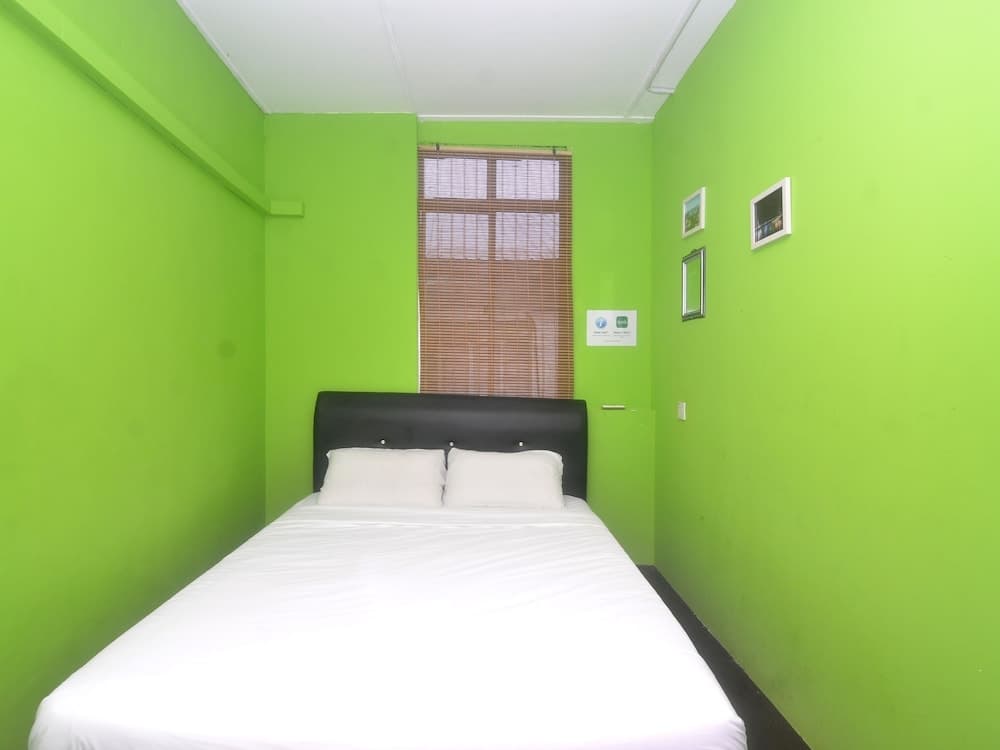 Hotel O Tropical Lodge